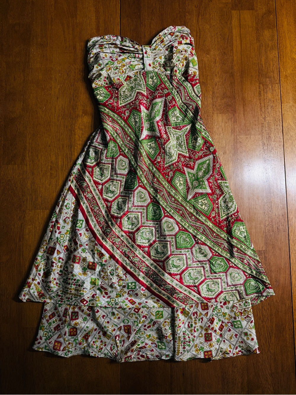 Jezebel Strapless Geometric Print Dress in Green, Red & White. Size - S/M